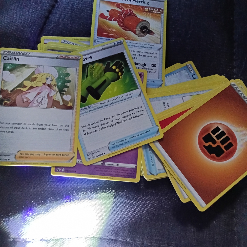 Pokemon Trading Cards Lots Random!